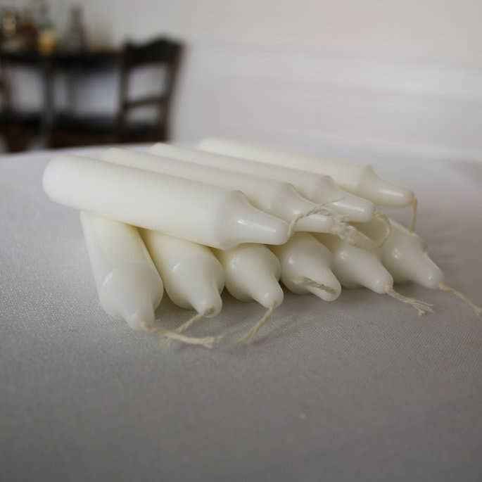 White Shabbat Taper Candles - 3 Hour - 12 Pack