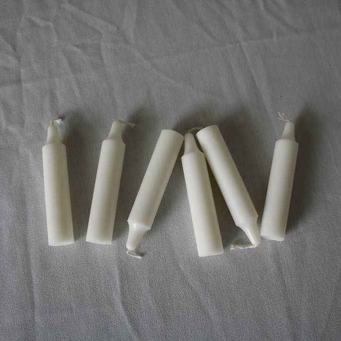 White Shabbat Taper Candles - 3 Hour - 12 Pack