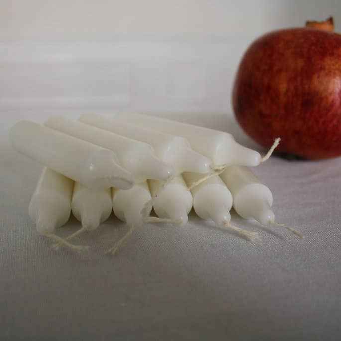 White Shabbat Taper Candles - 3 Hour - 12 Pack